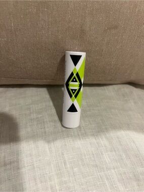 ARROW BOOST Color Enhancing Lip Balm